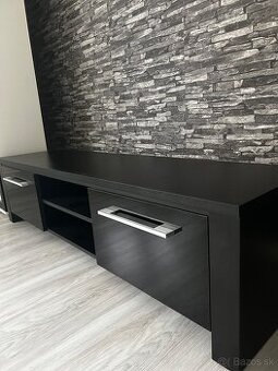 Komoda pod tv