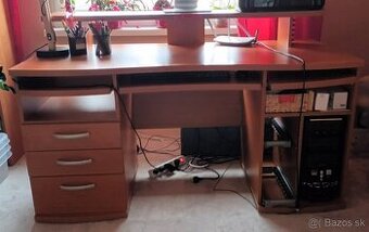 Predám písací stôl