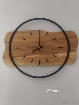 Dubove moderne hodiny