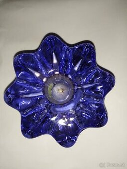 Svietnik z hrubého skla