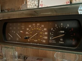 Budíky 120-136 v míľach