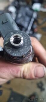 Vstrekovače ckf cff cfg 03L 130 277j