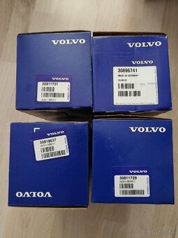 Volvo v40 s40 mk1 kryty zrkadiel