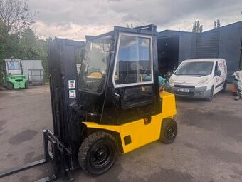 Vysokozdvižný vozík LPG 2,5t Hyster GO, triplex