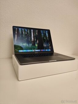 MacBook Pro 2019 i7 | 16GB | 256GB