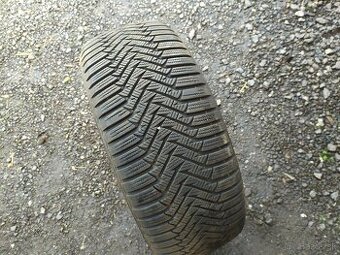 Zimná pneumatika 215/50 R17 Laufenn 1kus