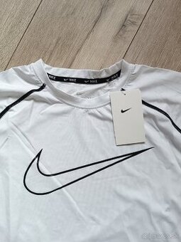 Nové tričko zn.Nike