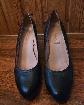 Predám čierne kožené lodičky