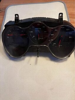 Seat altea - budíky