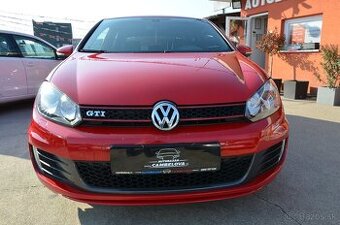 Volkswagen Golf GTi  2,0 TSi ADIDAS M6 155 KW