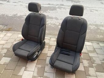 Predám sedačky BMW F10