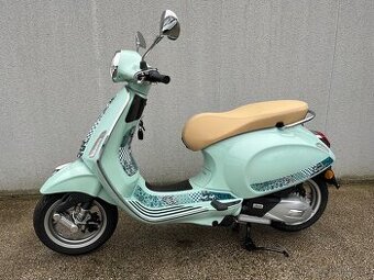 VESPA PRIMAVERA BATIK 125 ABS E5+ VERDE AMABILE