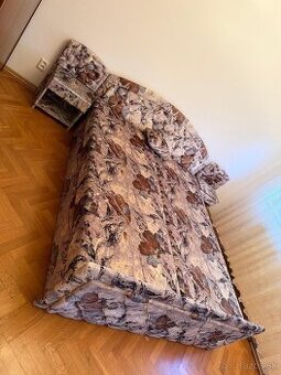 Manželská posteľ_čalúnená