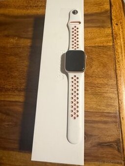 Apple Watch 4 gold aluminum 40MM