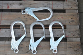 Lešenárske háky – kotviace spojky (4 ks)
