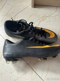 Nike Mercurial 2010