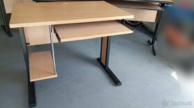 Predám 2 x PC stolík (90x60x75) + k tomu poprípade aj stôl (