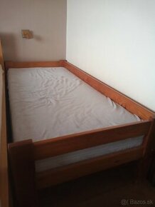 Detská drevená postel
