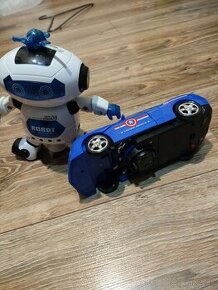 Robot auto a tancujuci robot