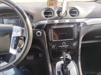 Ford S Max Titanium