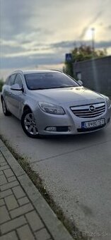 Opel Insignia 2,0 CDTi 96KW SPORTS TOURER - 1