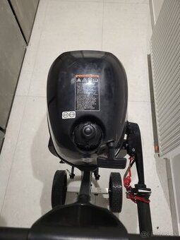Zavesny 2,5 hp motor Suzuki