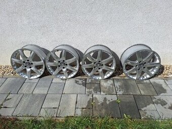 MERCEDES C R17 W203 7.5 x 17 5x112 ET37 Citaj popis