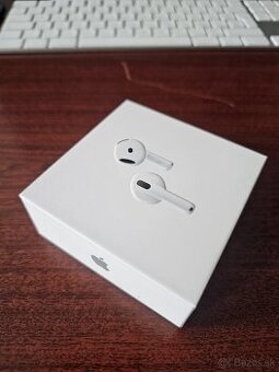 Slúchadlá AirPods 4 ANC