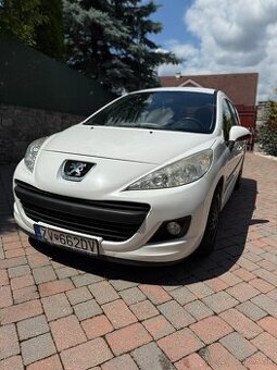 Peugeot 207 SW 2013