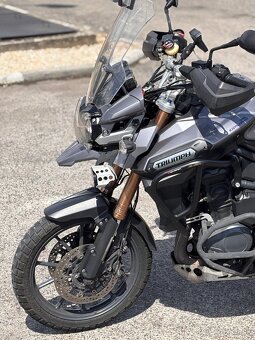 TRIUMPH TIGER EXPLORER 1200