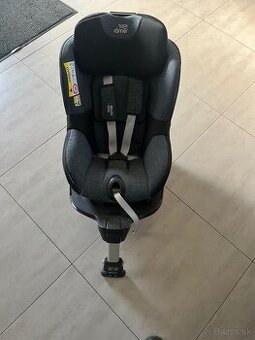 Detská autosedačka Brtiax Römer dualfix M isize p