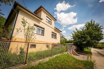 NA PREDAJ: 4-izbový rodinný dom v Starej Turej