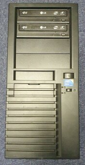 Robustné tiché pracovné PC