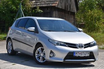 Toyota Auris 2.0 l D-4D DPF Active