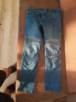 Predam kevlarové rifle