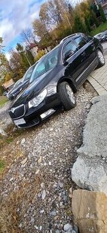 Škoda Superb 2011 2.0Tdi 103Kw