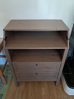 Prebalovaci pult komoda Ikea Sundvik