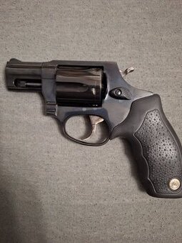 357 magnum 38 win taurus revorver