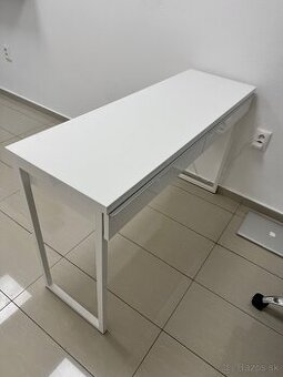 Biely lesklý stôl mickey