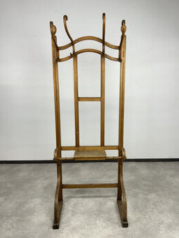 Nástenný halový vešiak J&J Kohn no.1082