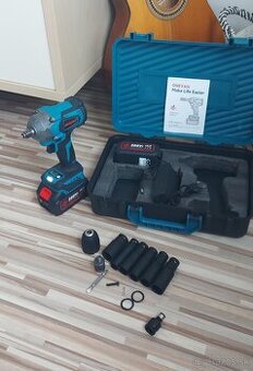 Aku Rázový uťahovák, 2xAku + nabíjačka, príslušenstvo, kufor