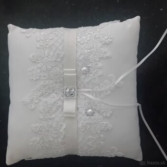 Svadobný vankúšik