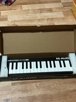 M-Audio Keystation Mini 32 MK3 MIDI keyboard