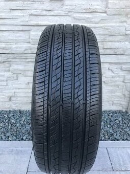 225/60 R17 Kumho