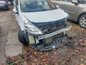 Rozpredám Renault clio III combi 1.5dci K9K