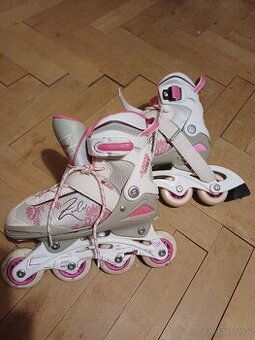 Dievčenské kolieskové korčule