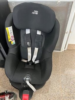 Autosedačka otočna Britax Romer