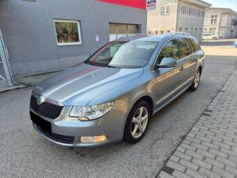 Skoda Superb 2.0TDI 4X4 DSG 136000km 