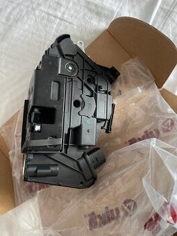 Skoda fabia 2 zamok dveri