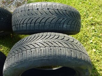 Predám sadu zimných pneumatik NEXEN 205/60 16R.Lacno.